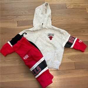 Toddler Chicago Bulls Hoodie and Sweatpants Set